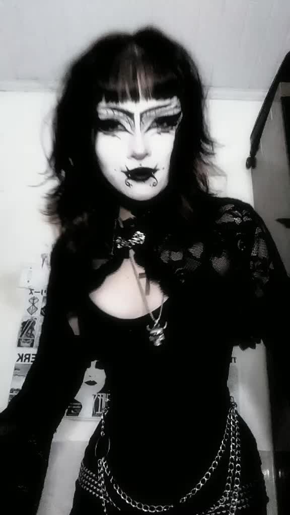 @𝙻𝔦𝔳 ࣪.☣︎