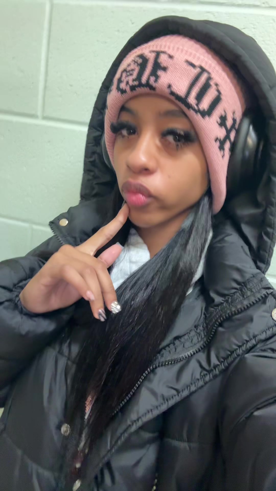 @adorkzvault._