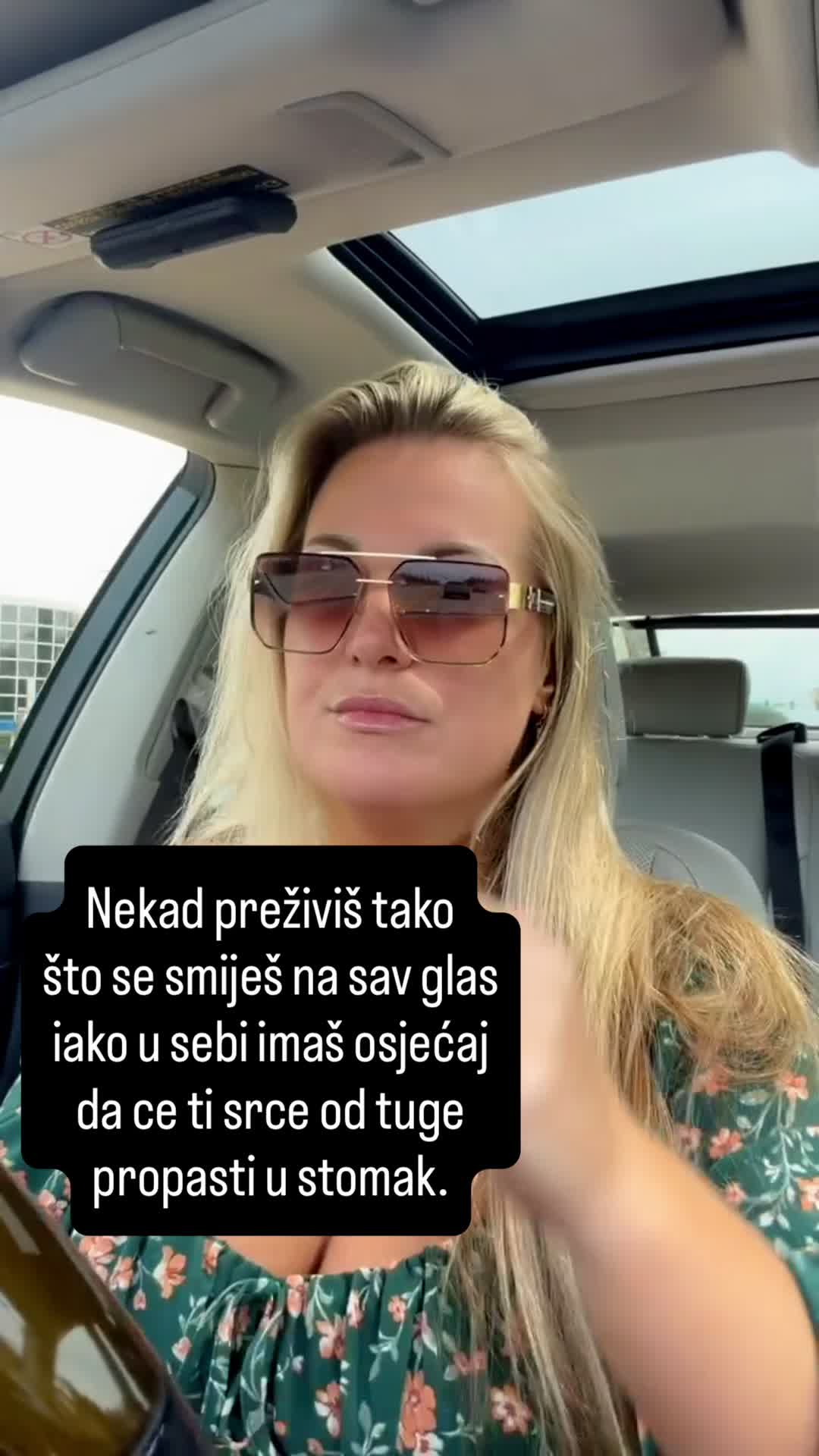 @๐๐โ๐ผ๐๐ธ ๐ธ