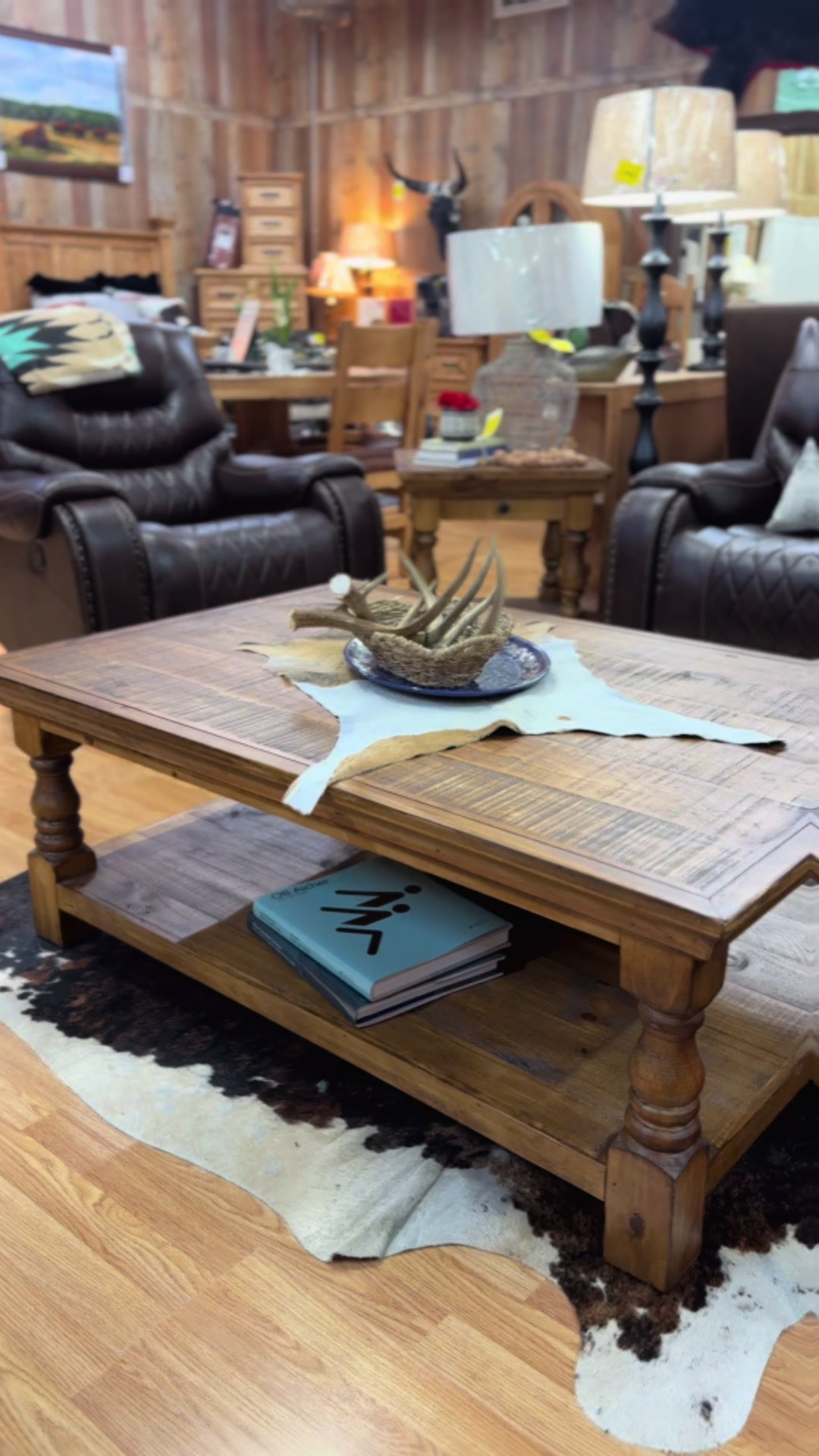 @RusticFurnitureDepot