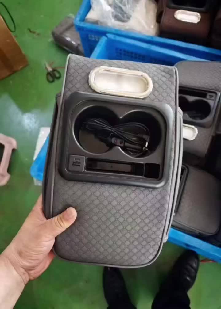 @Car seat factory  Anne
