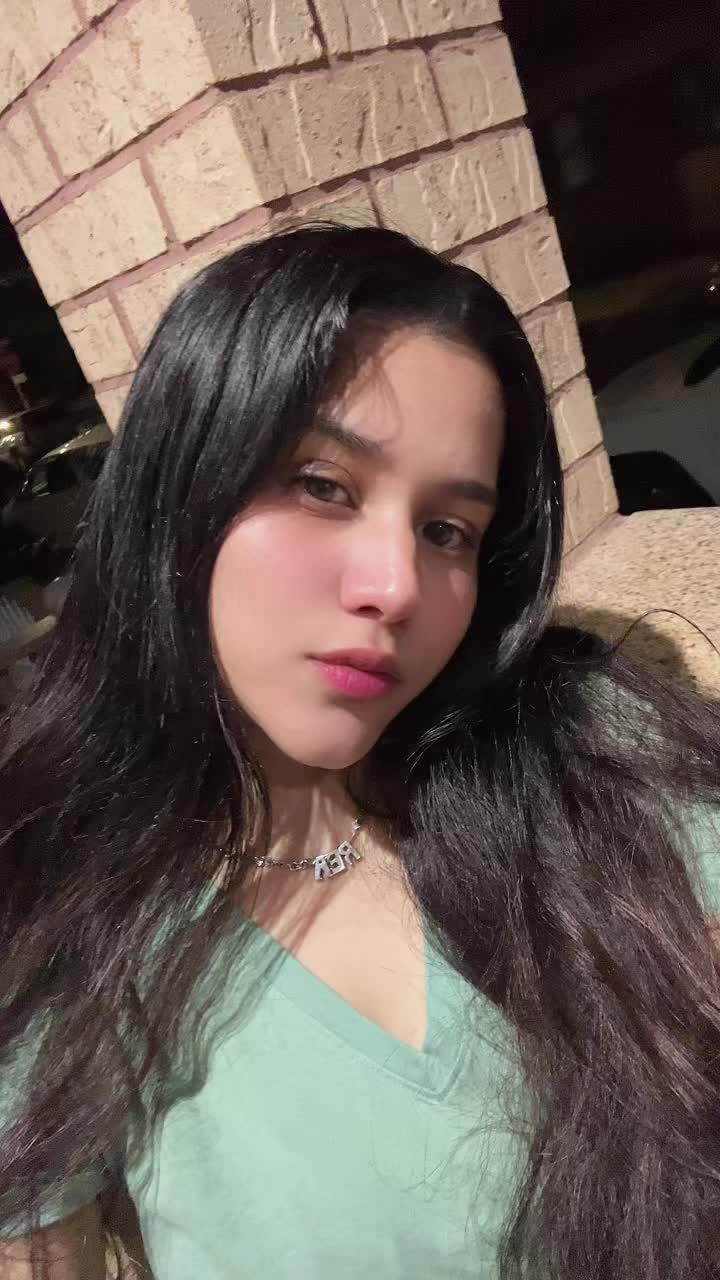 @itsqueenrea
