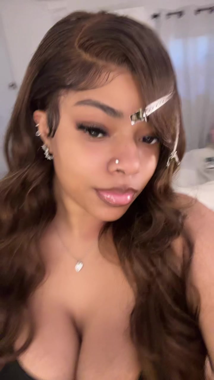 @KayyBell