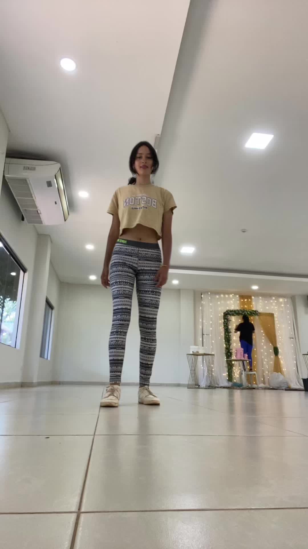 @𝓥𝓪𝓵𝓮𝓷𝓽𝓲𝓷𝓪 🍒