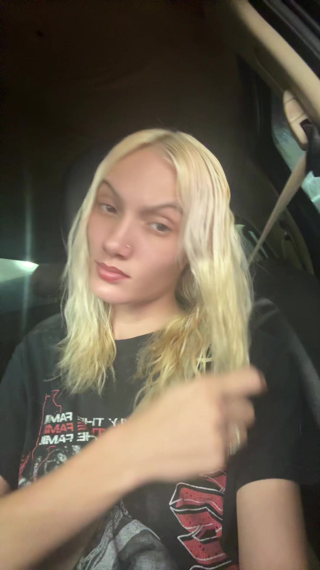 @hollywright23
