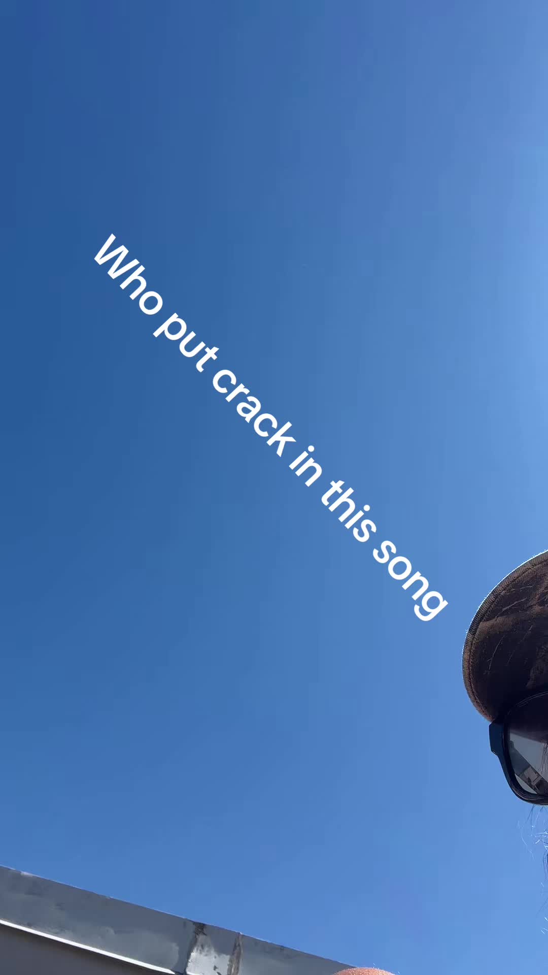 @KM