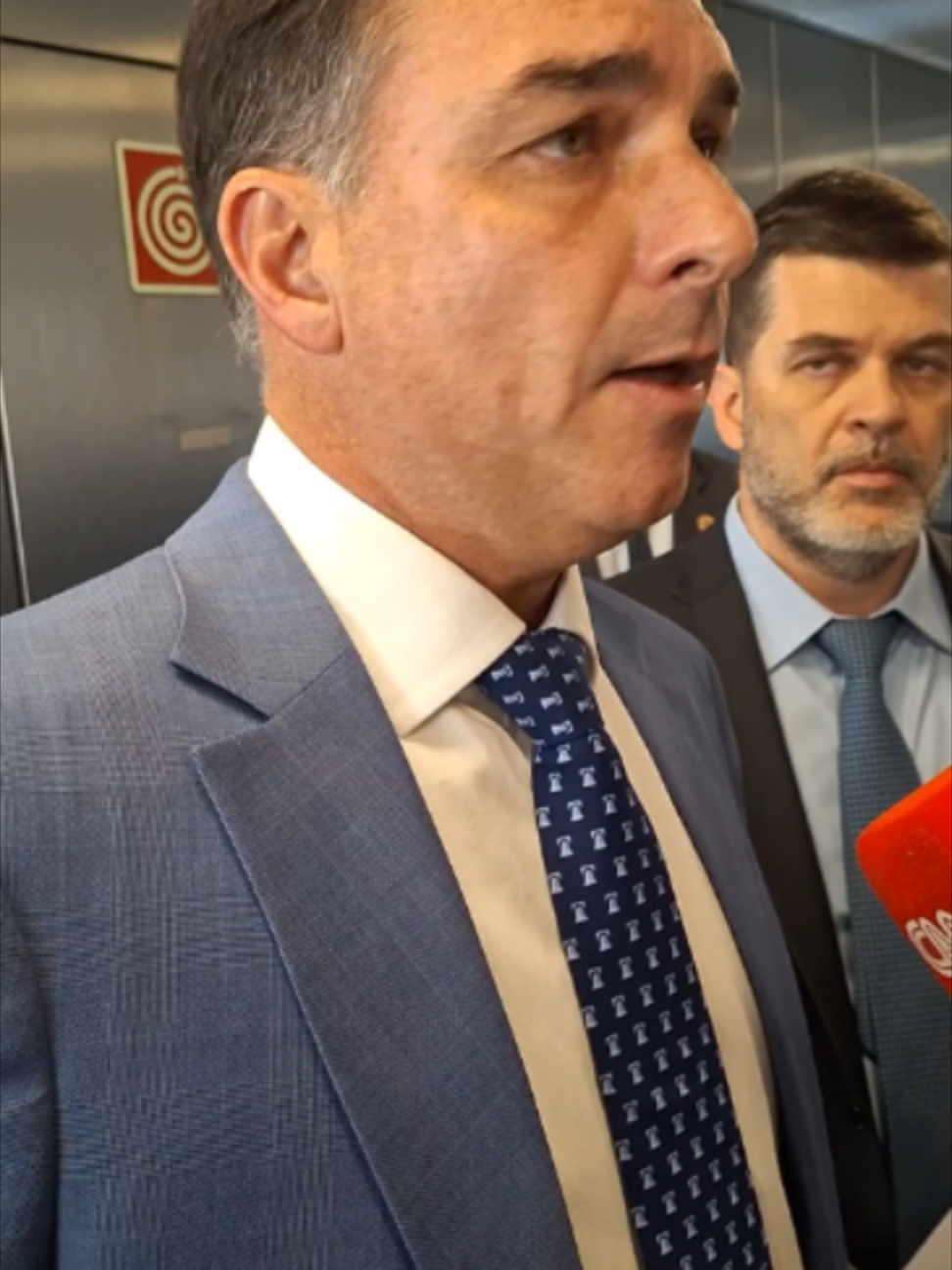 @Estadão