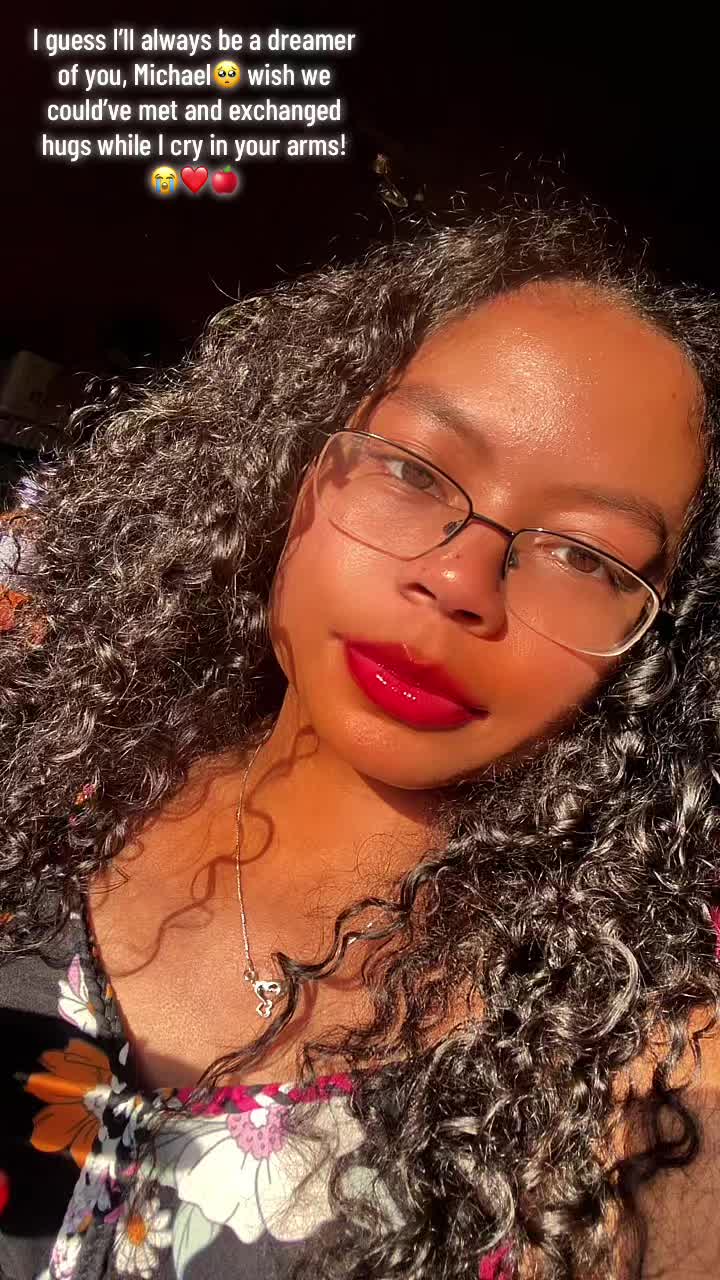 @Mera_årtist