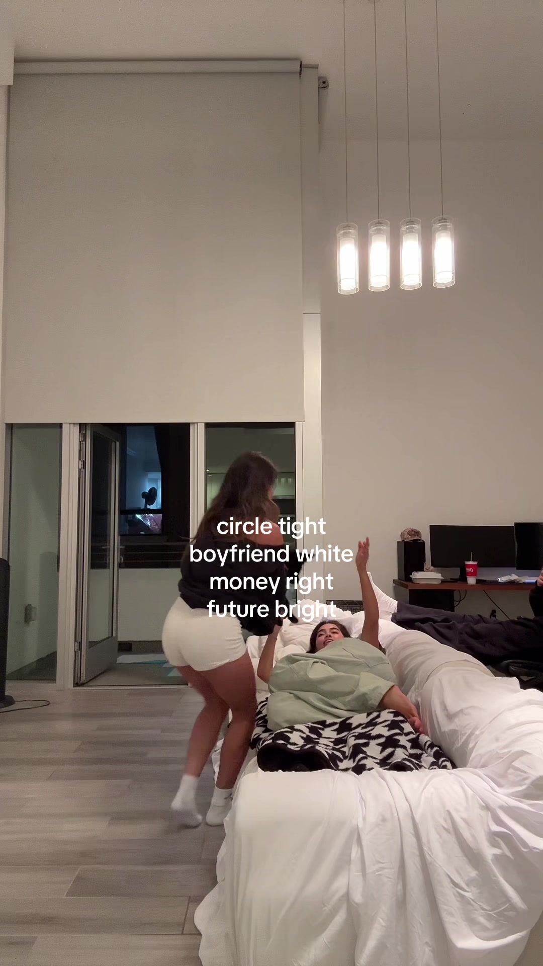 @MIA FIGUEROA