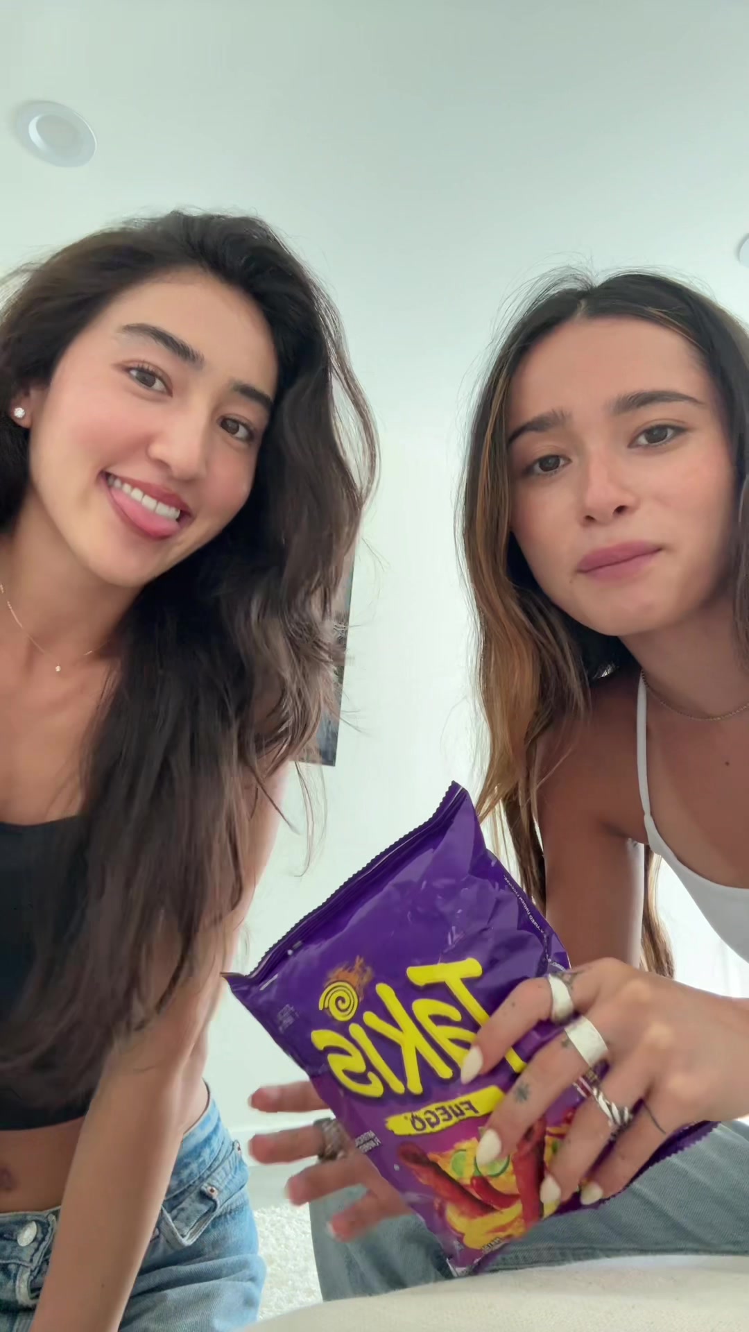 @rhiyena