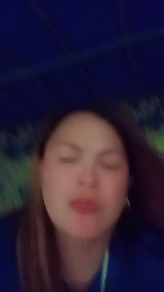 @Rosalie Bro&ntilde;ola