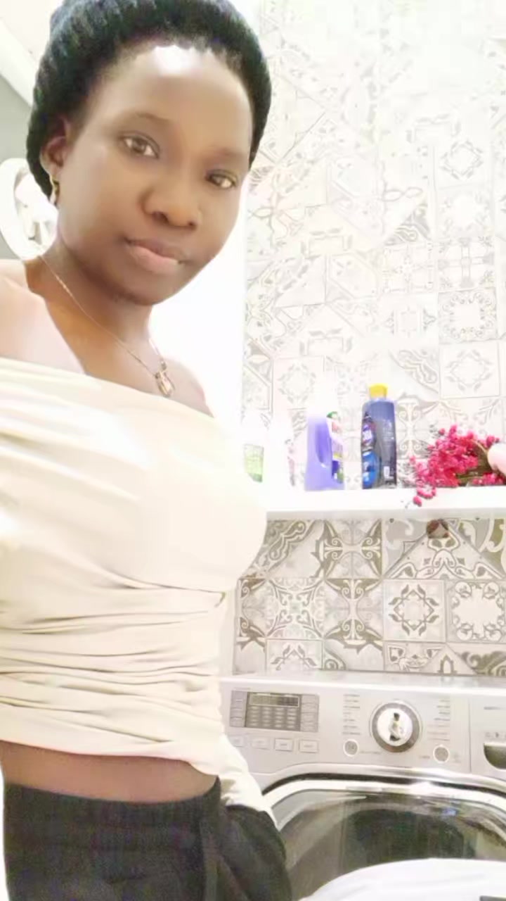 @🦋fiona 256🇺🇬✈️🇧🇭⚘️