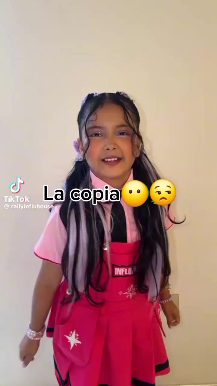 @andreagutierrez_07
