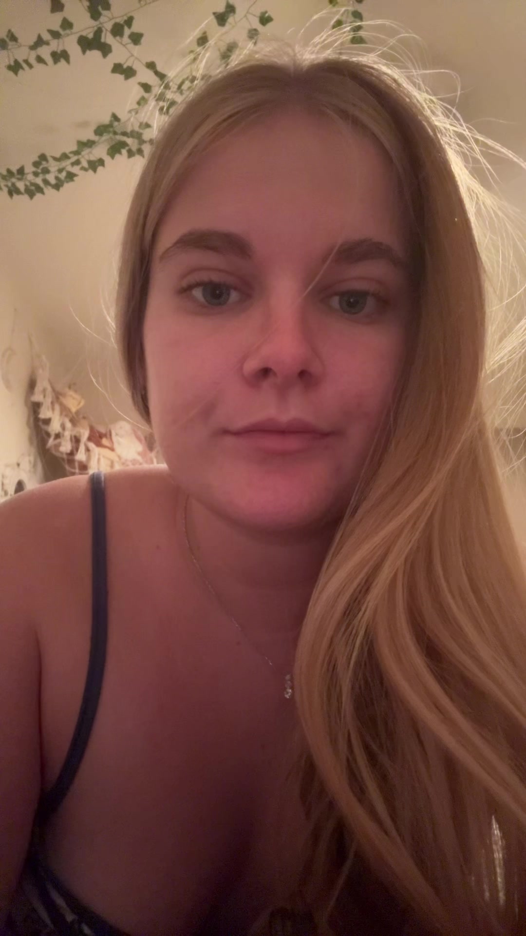 @🐒ophia