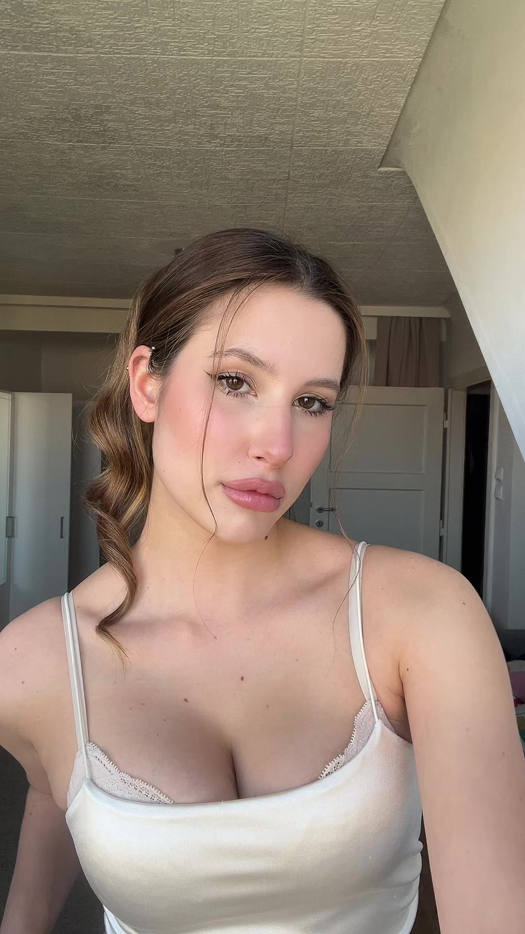 @Adelya