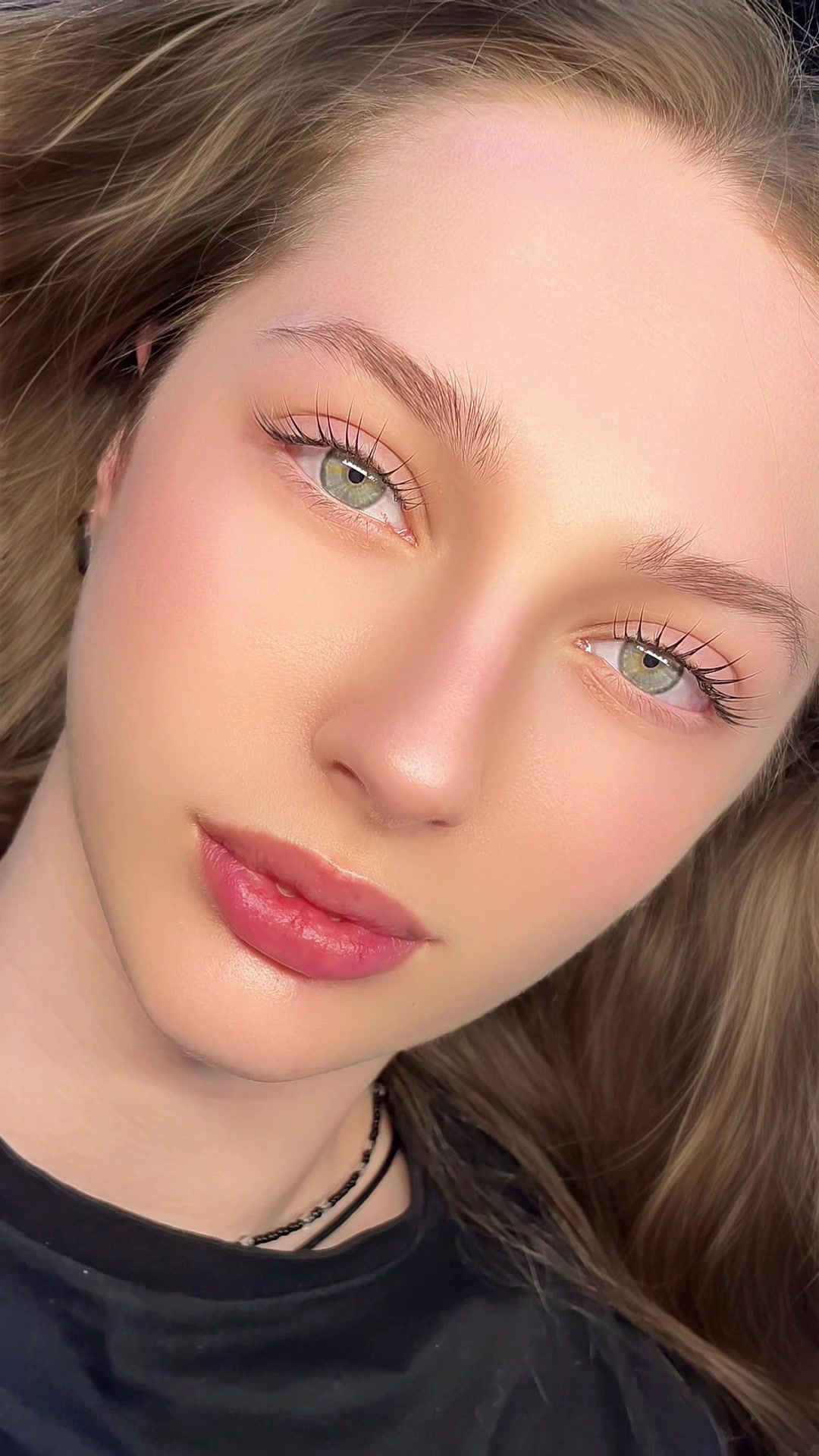 @yanallashes