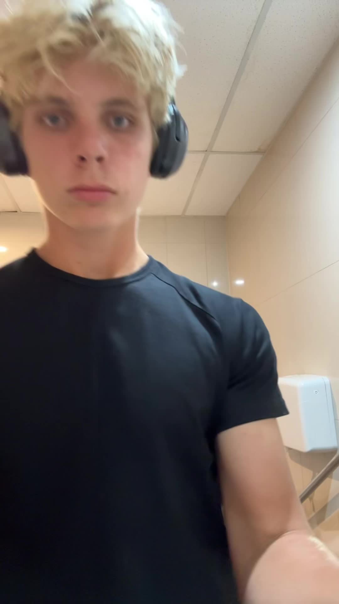 @danehowarth