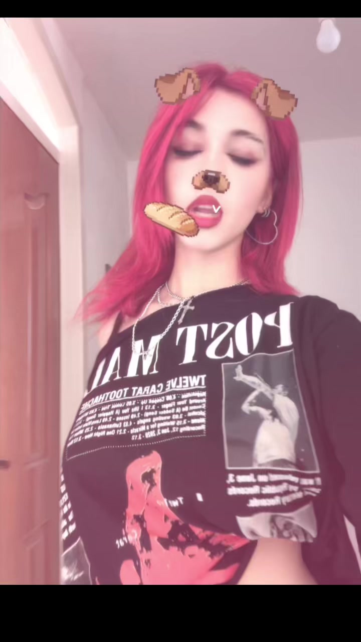 @hellxxrz