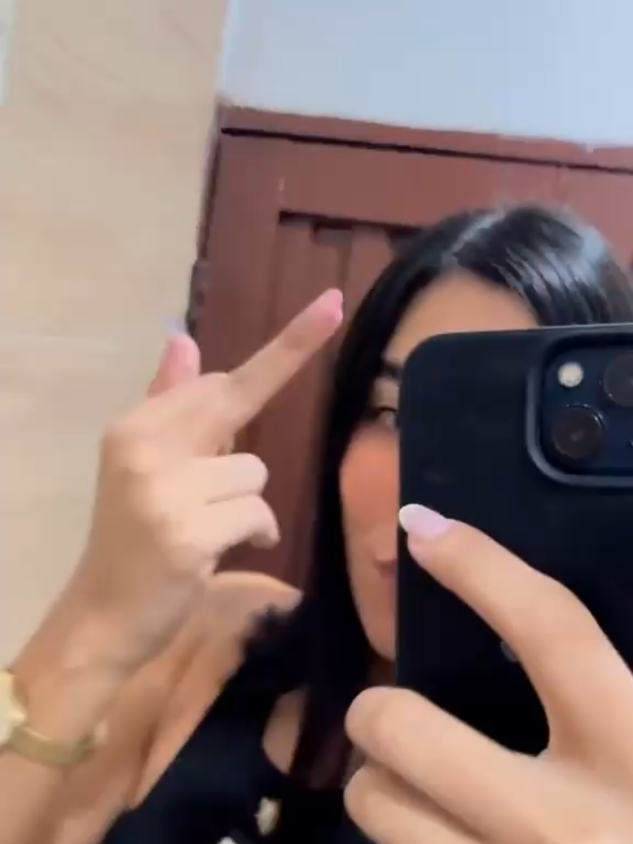 @Eme.oficial🧚♀️
