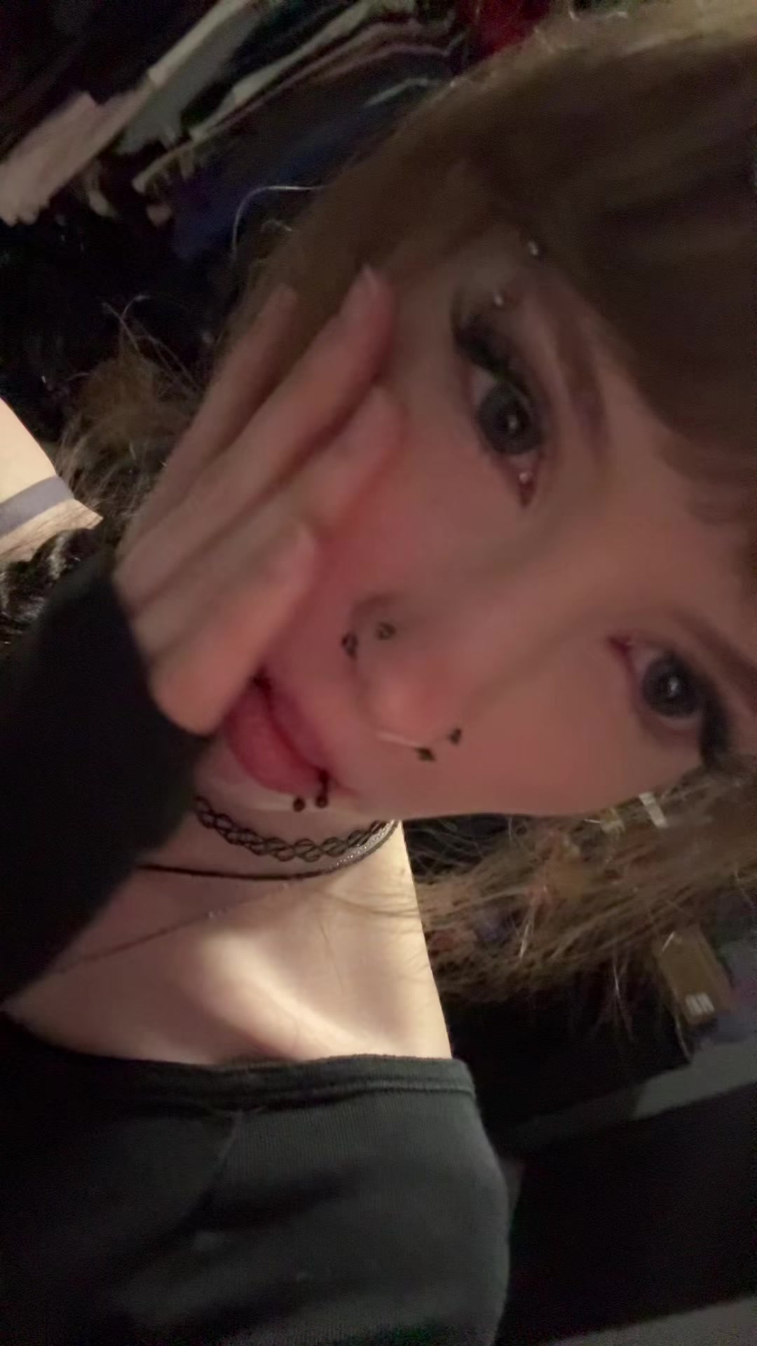 @v