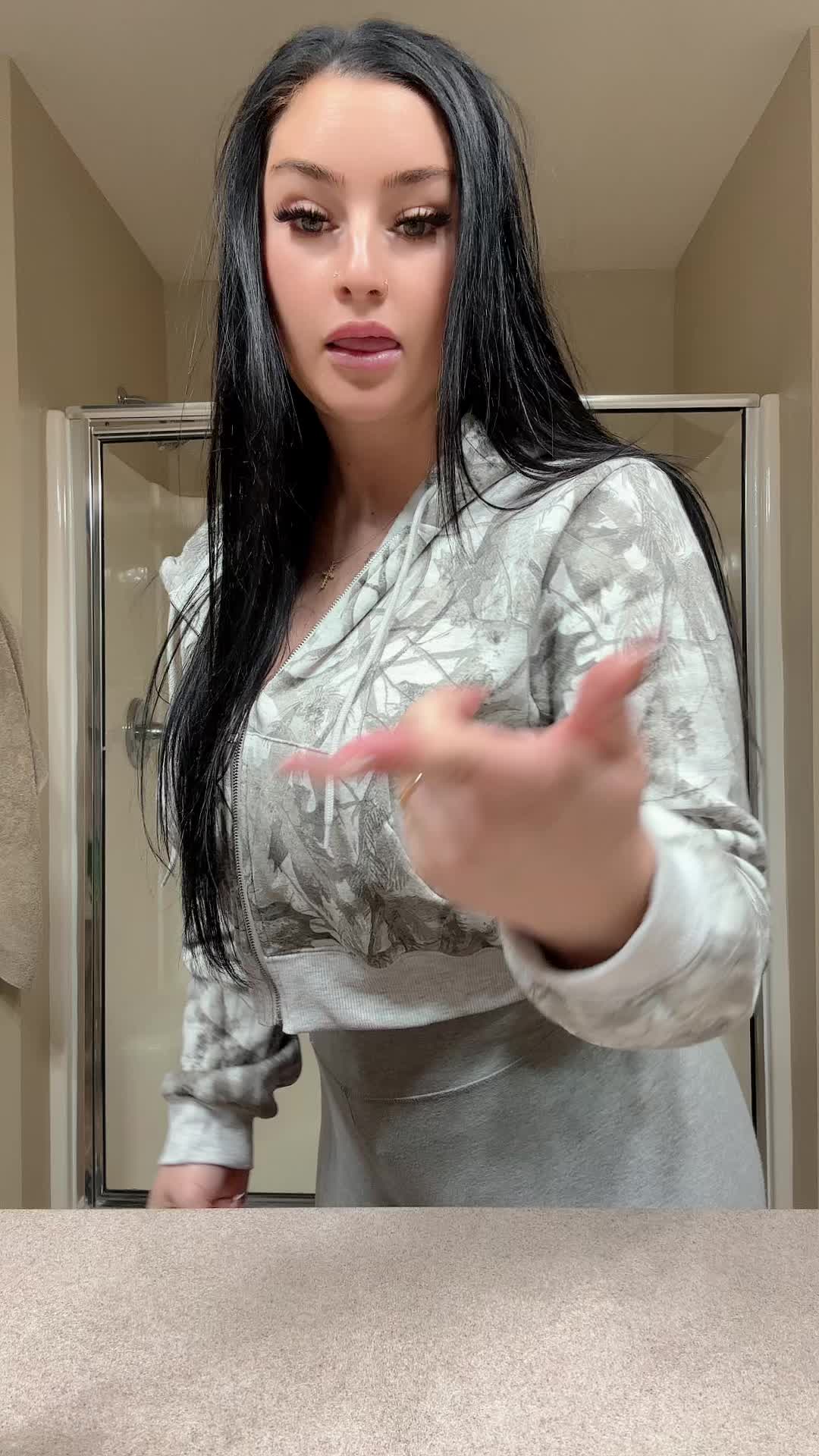 @Vi_Love_
