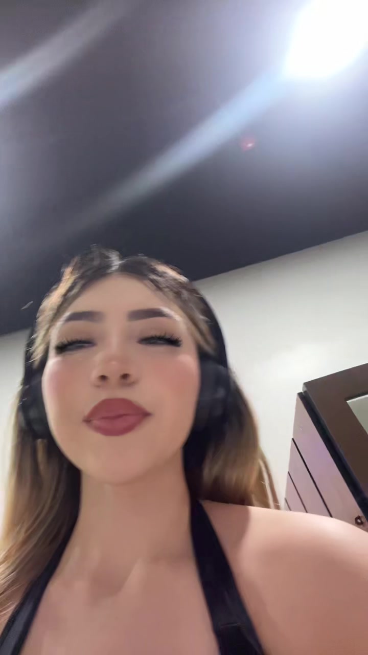 @Jazzy👸🏼