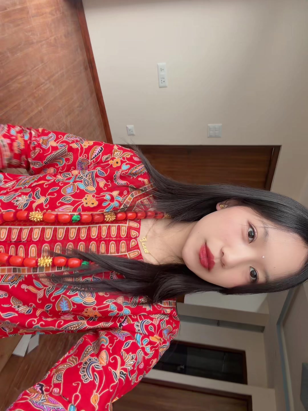 @lizzupizzu
