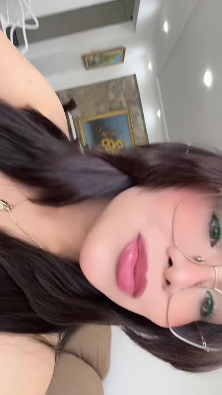 @Bella<3