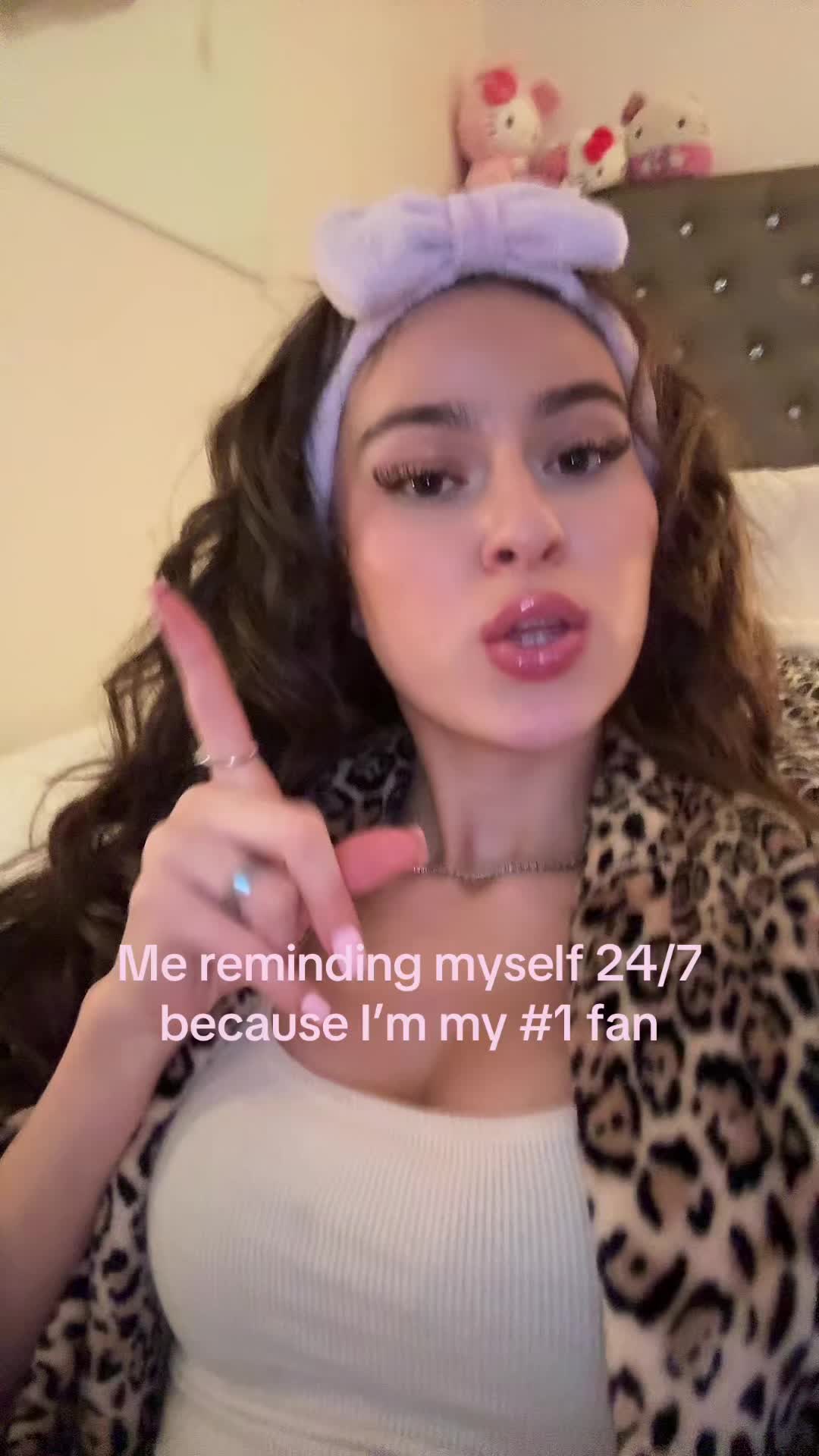 @alyssacourtnei