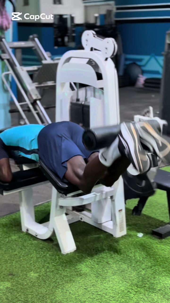 @EBWALLYFITNESS 🇬🇲💪
