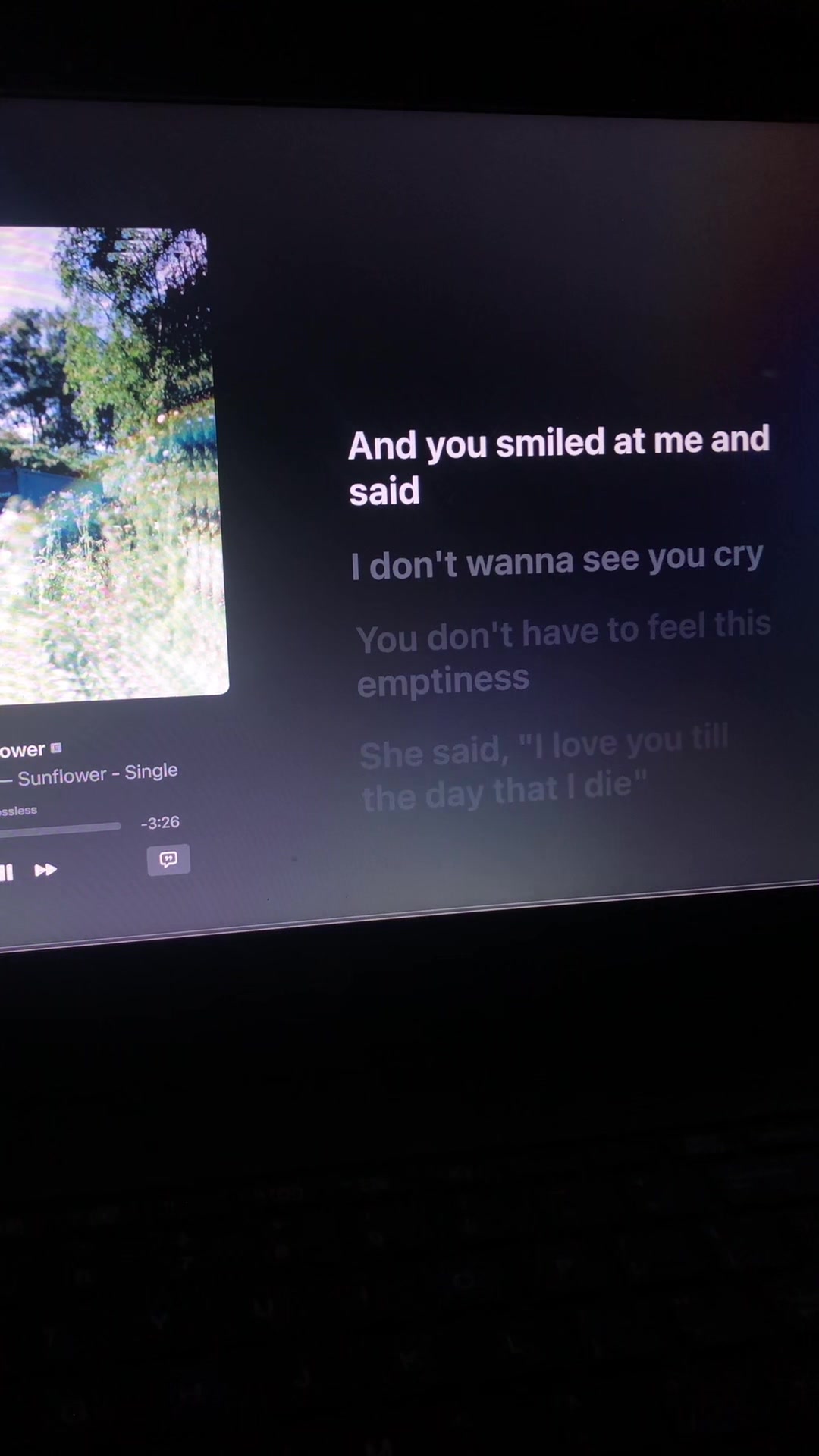 @Lyrics in ur mind 🎶