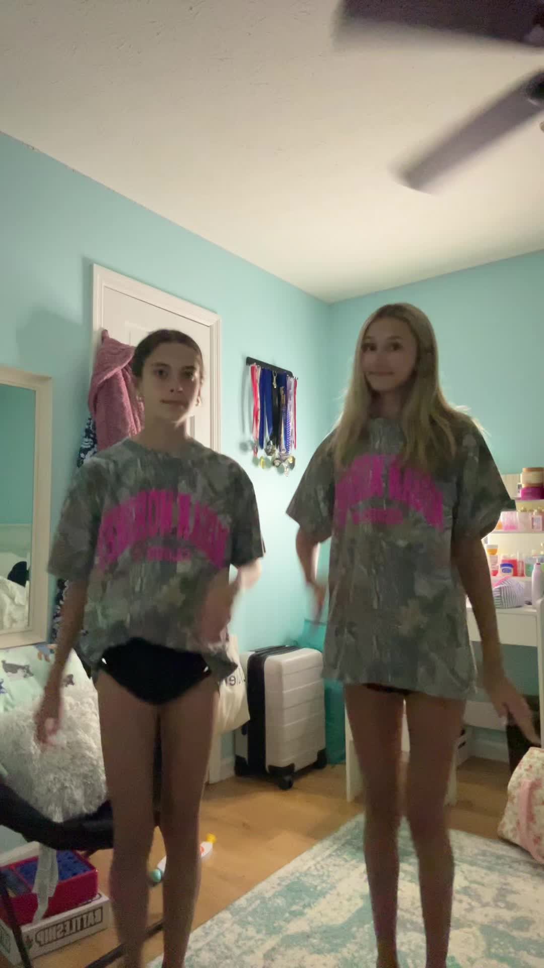 @ava.spam💐
