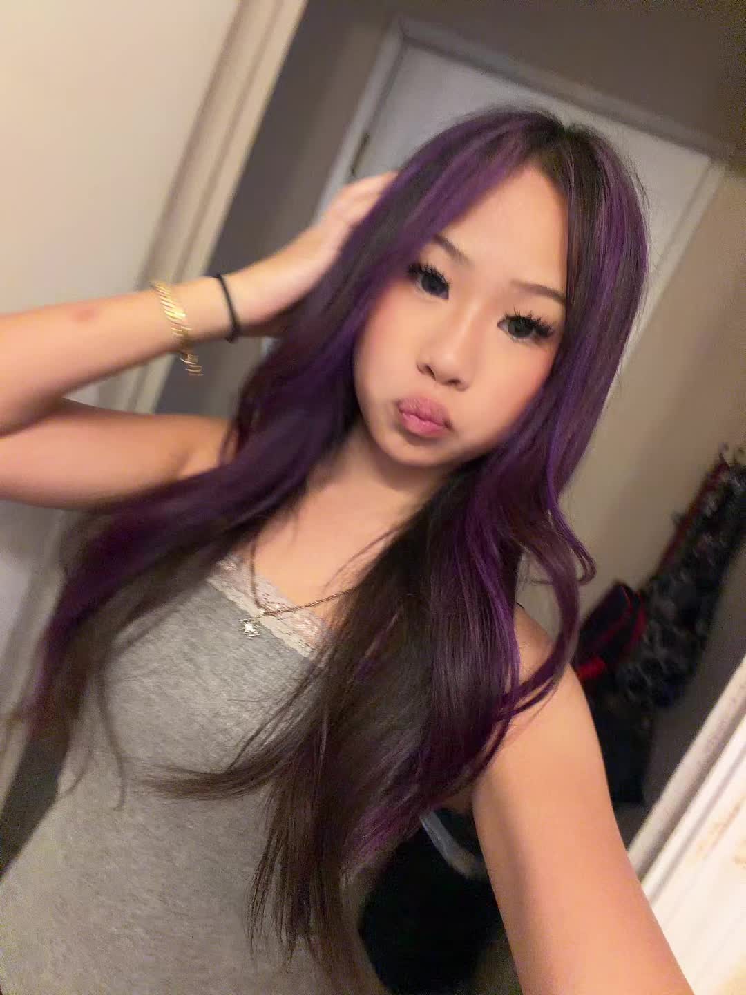 @𝓒𝓪𝓷𝓭𝓲𝓬𝓮⋆