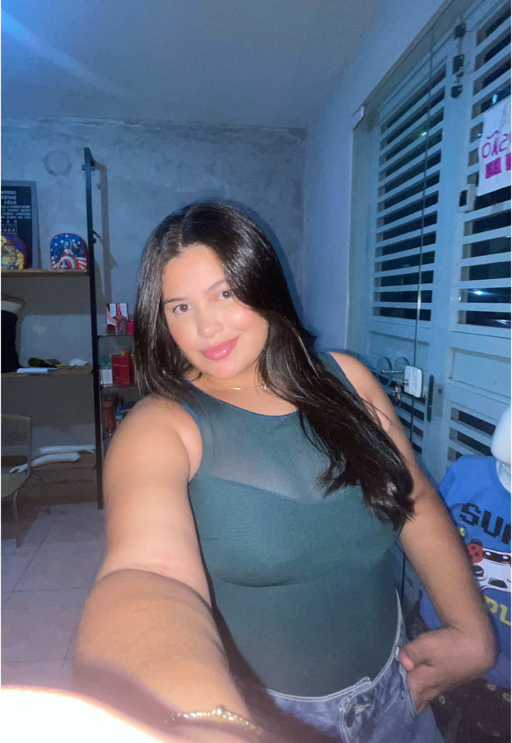 @Ana