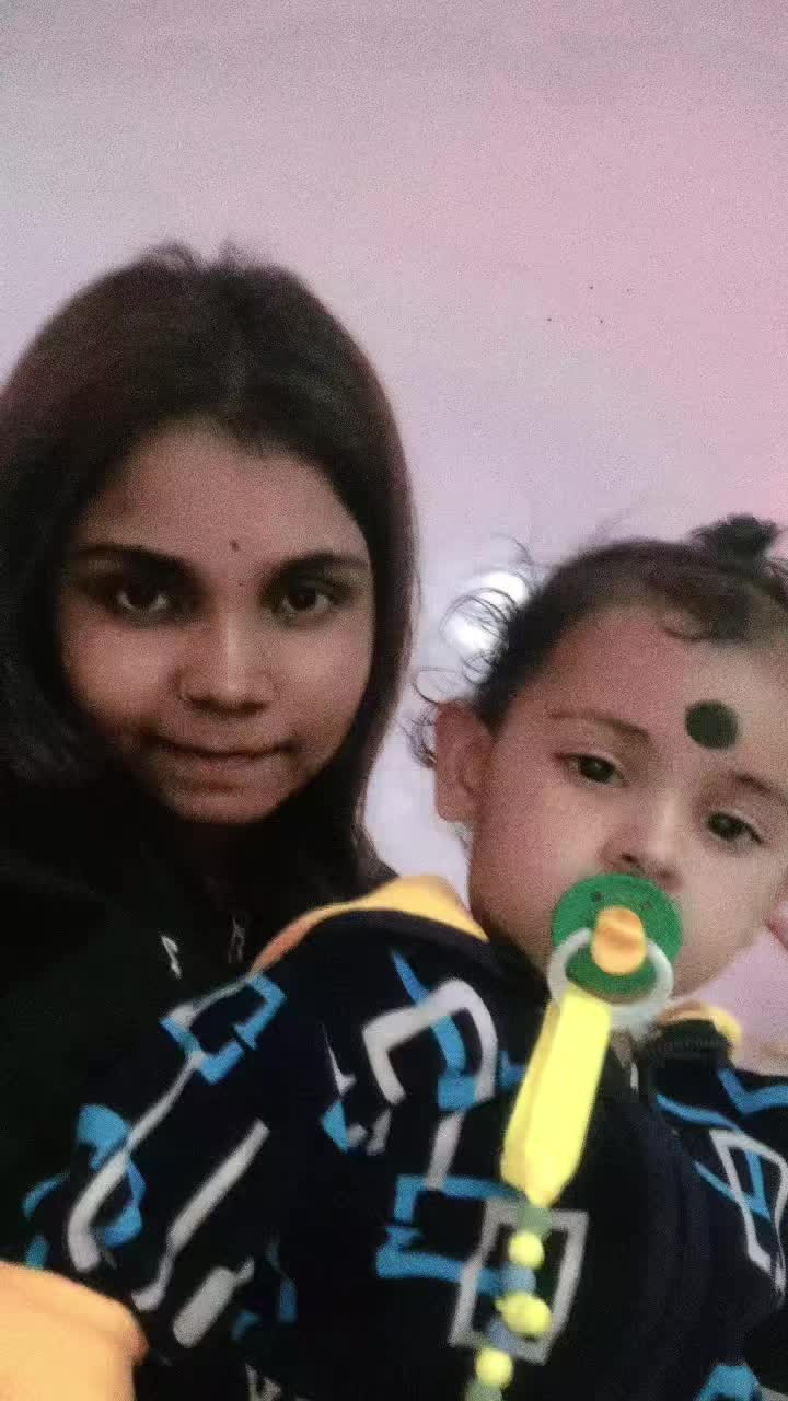 @priyakshara🫠🤍🦋