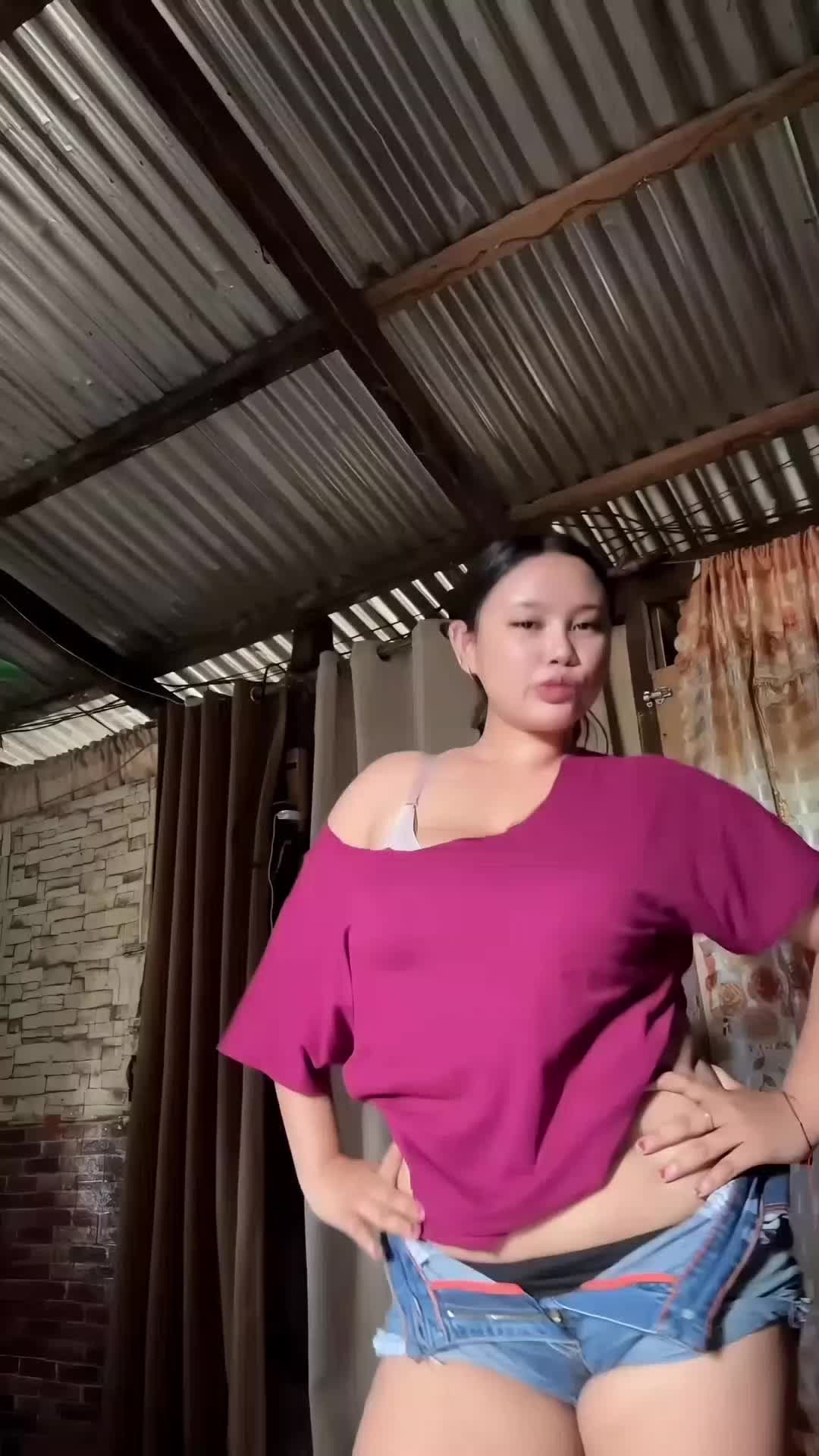 @zevonggg