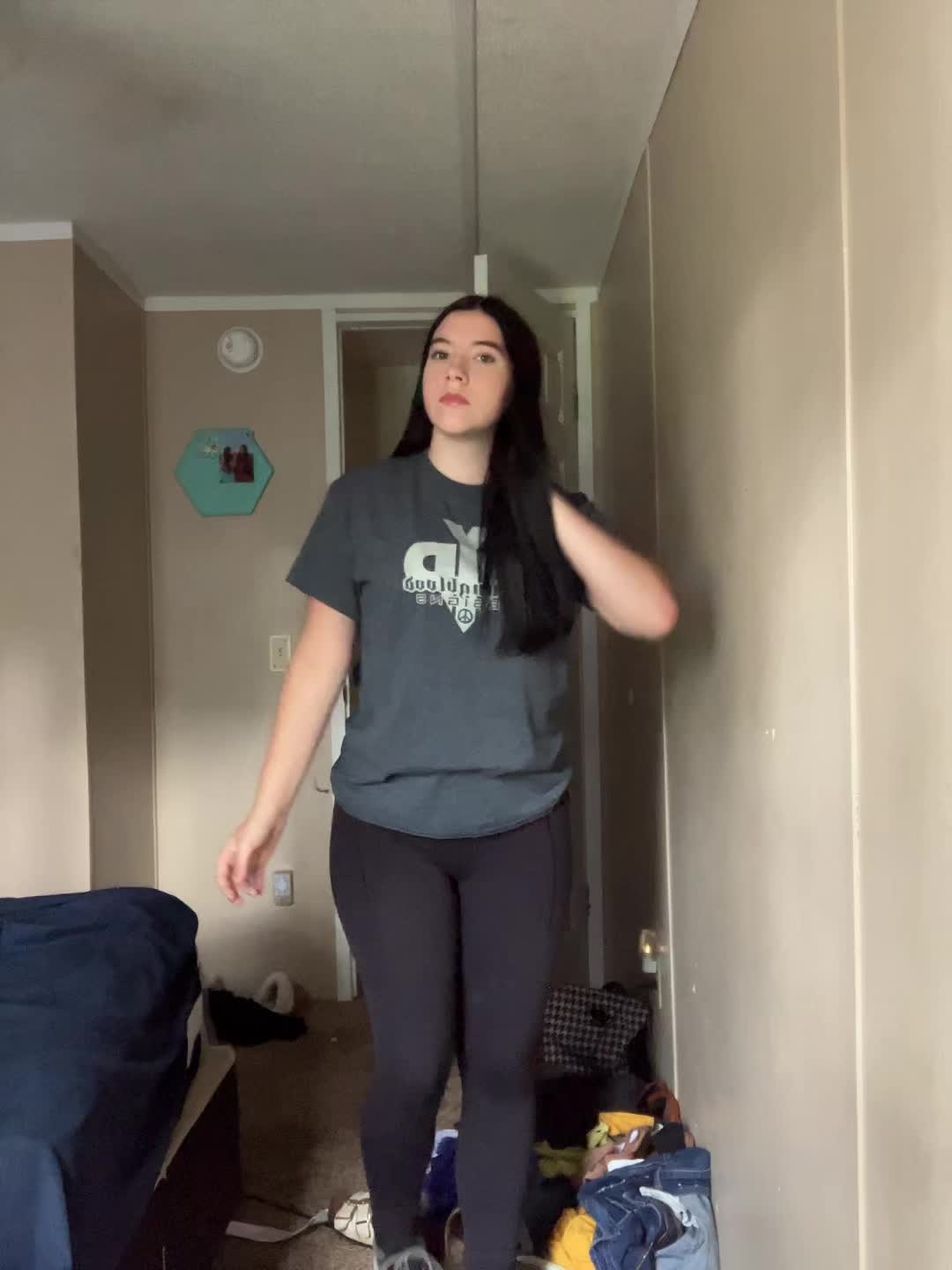 @Ella🦈🩵