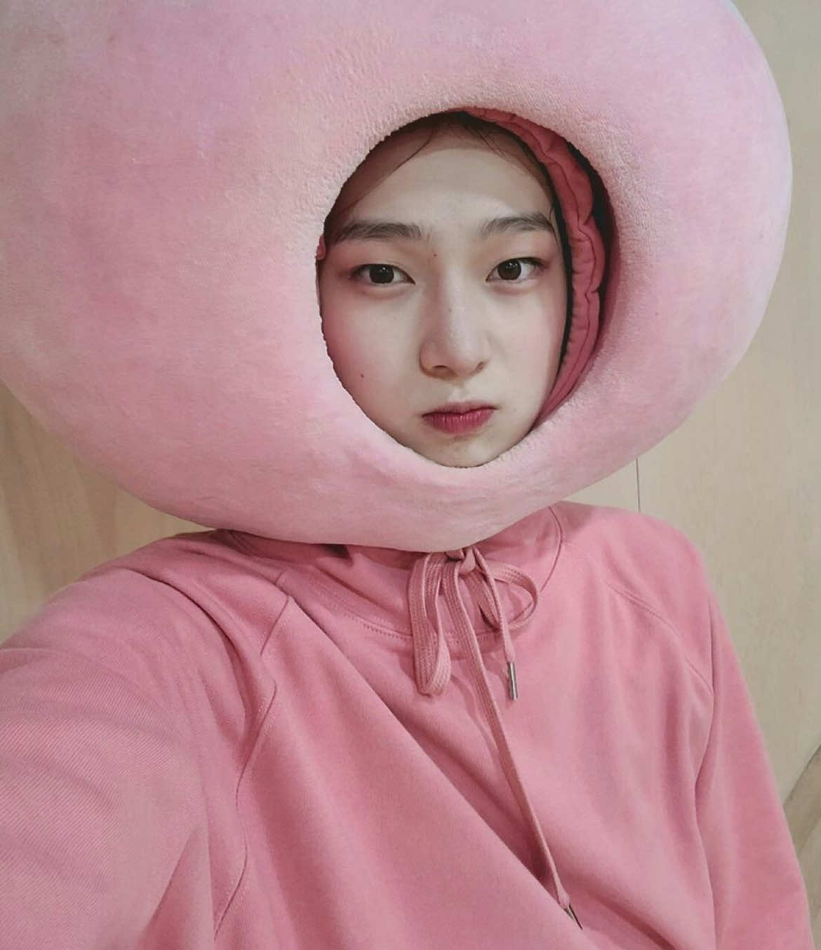 @ellie ୨୧ saw enha