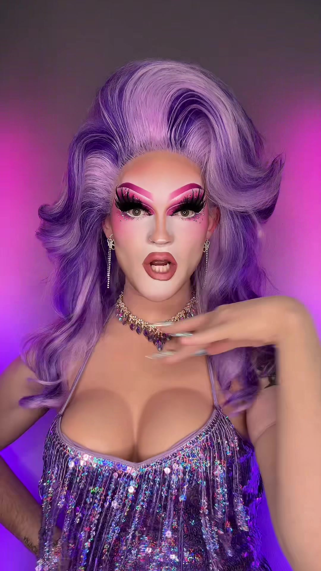 @Belladonna