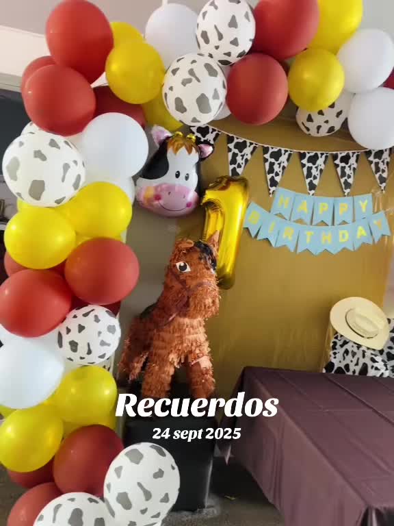 @LupyRivera