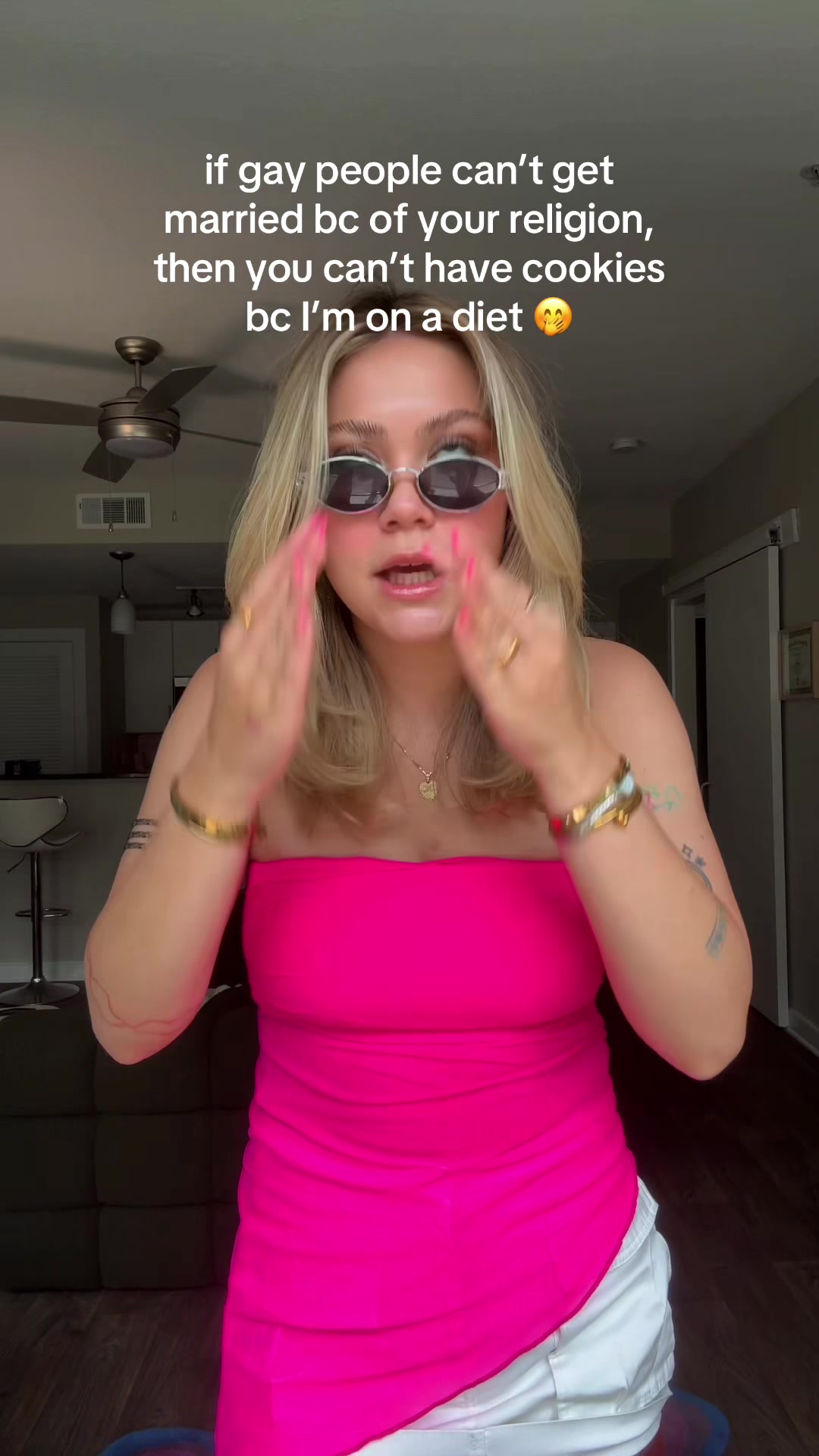 @mo!
