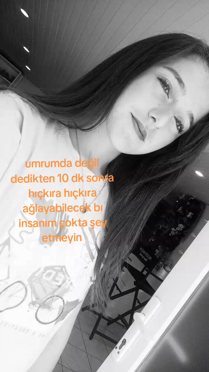 @İremm