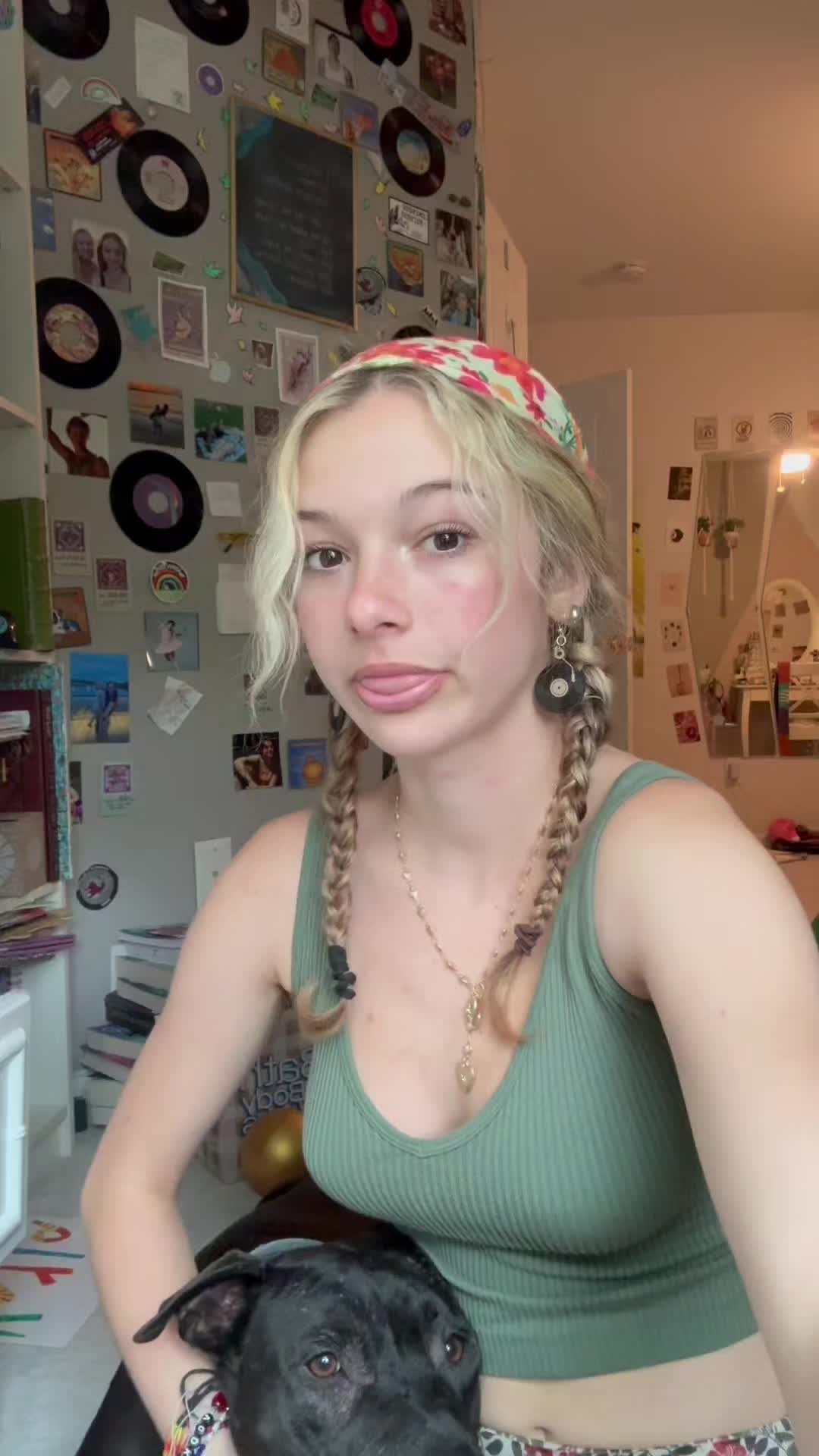 @kayspamz
