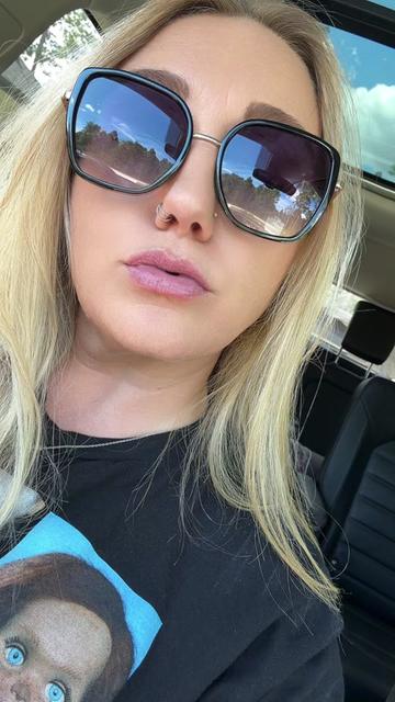 @Ashley 🥀