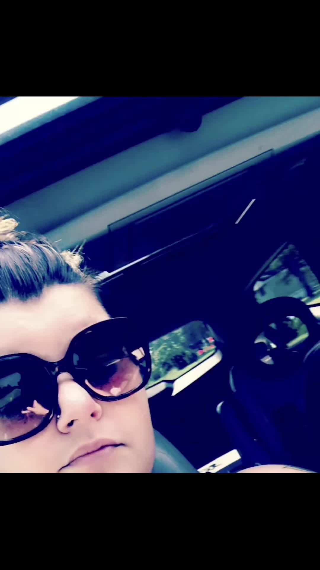 @Juliea Brooke🍯 💋