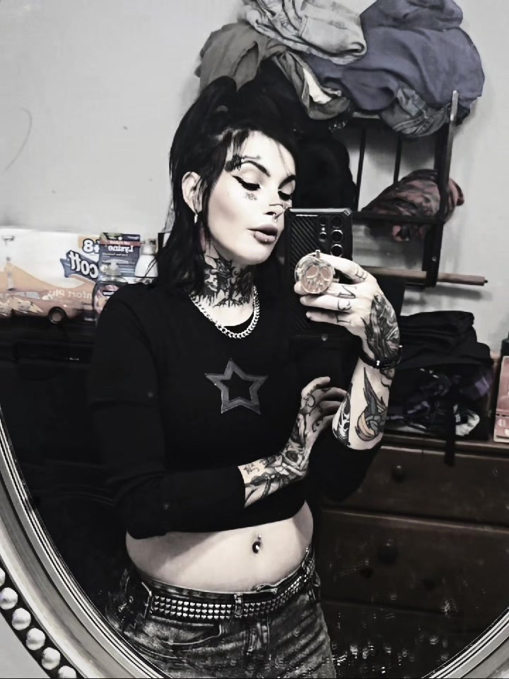 @punk$hine