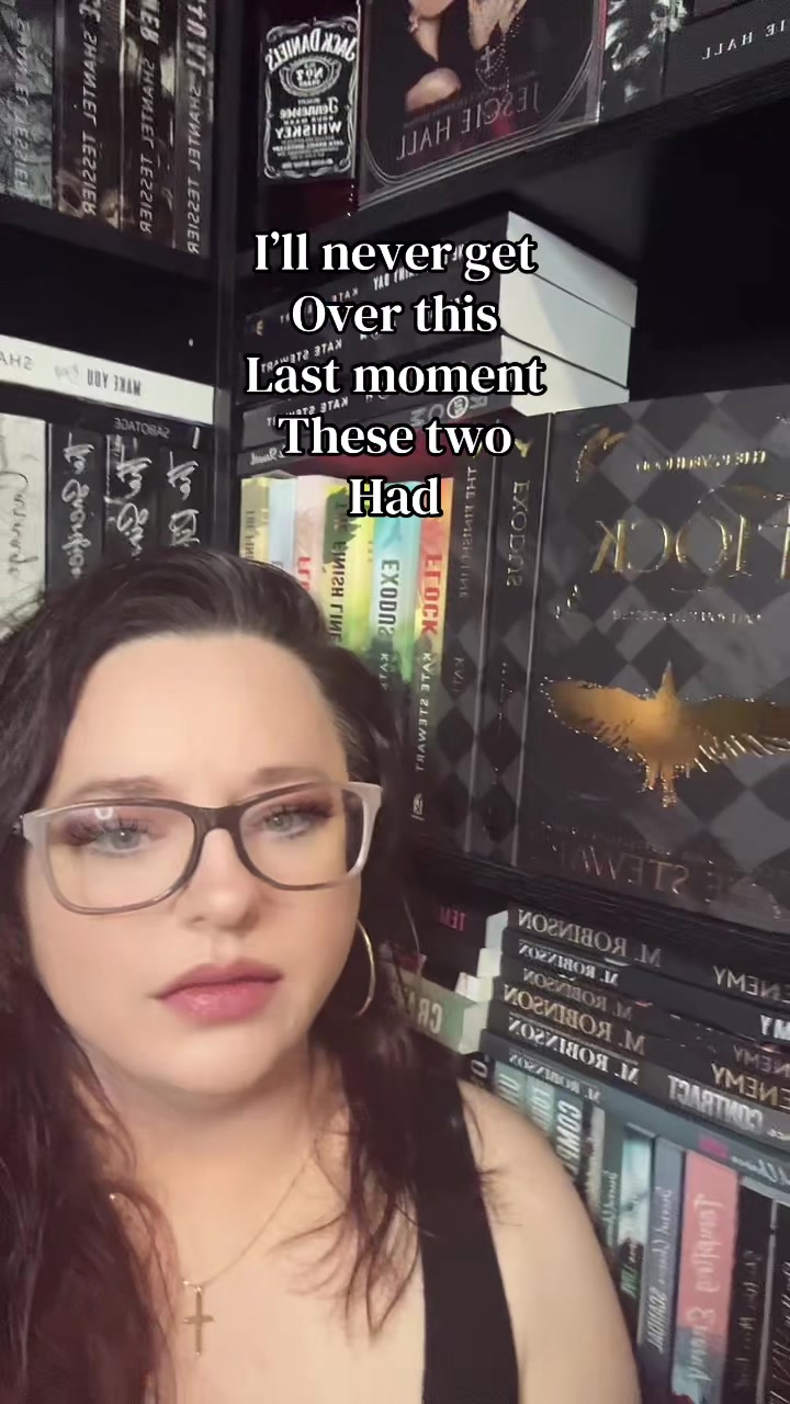 @Hollie Bookish PA