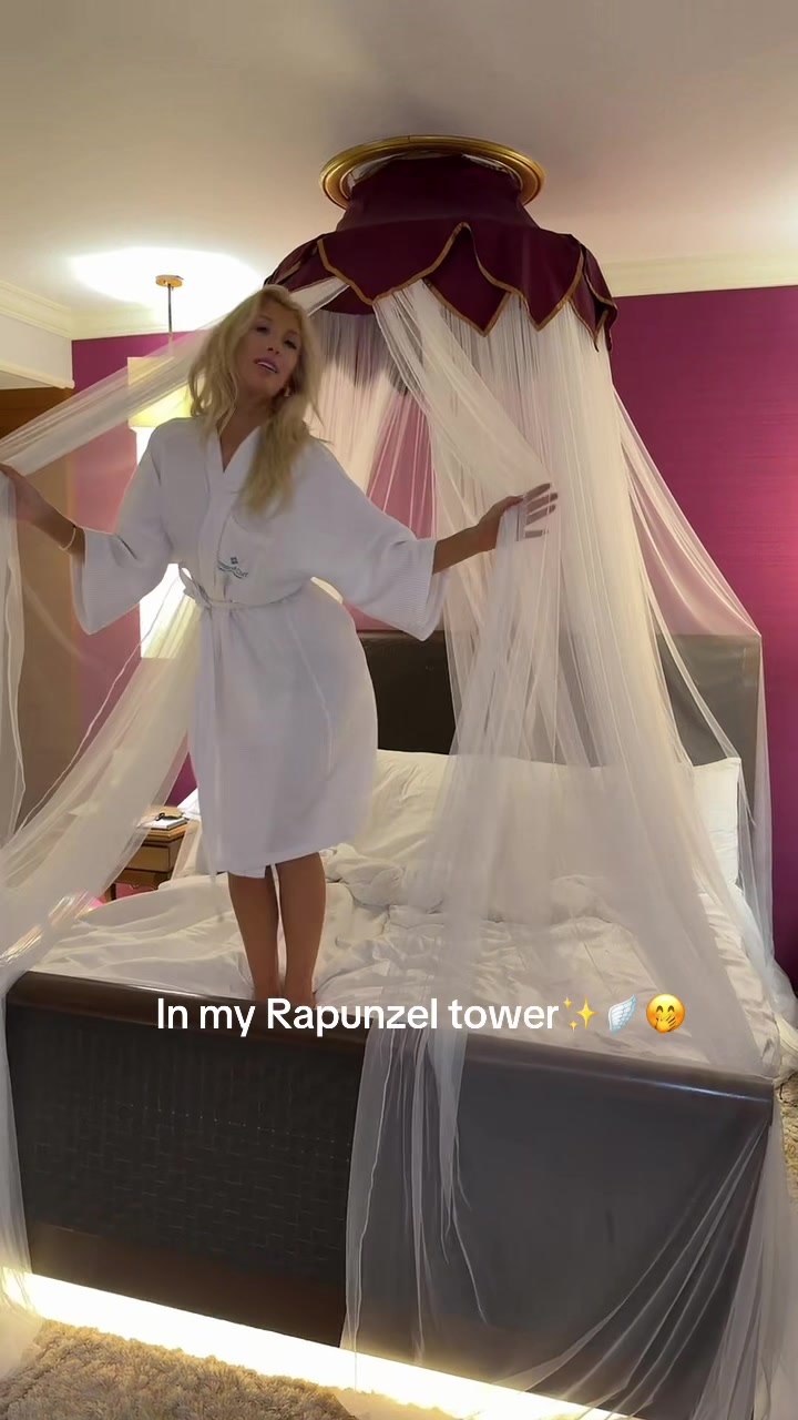 @maliburobinson