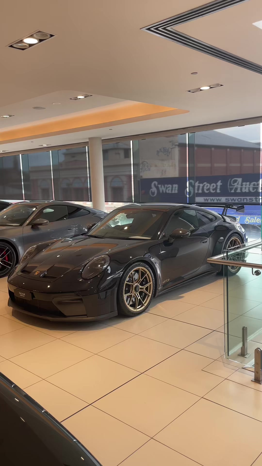 @Curts Cars Melbourne