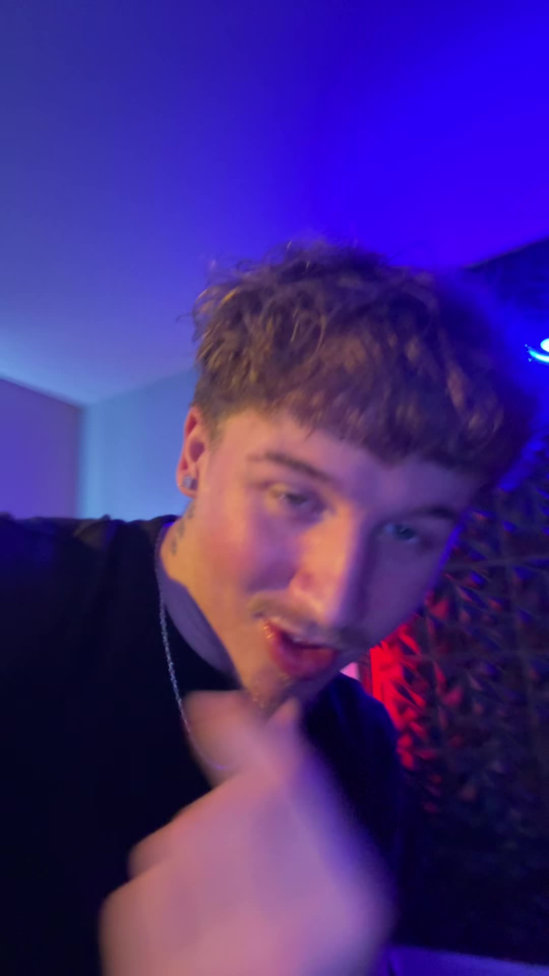 @Tyler👁️🗨️